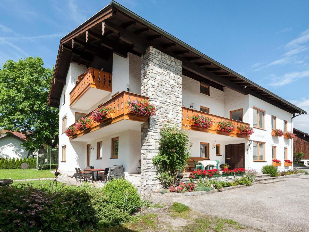 Gaeste- Und Appartementhaus Stachl Waging am See Zewnętrze zdjęcie